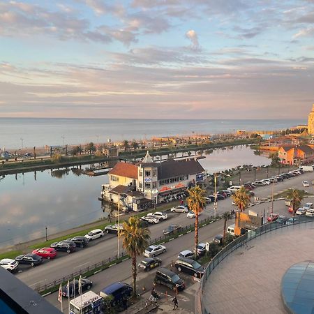 Suites Orbi City Aparthotel Batumi Exterior foto