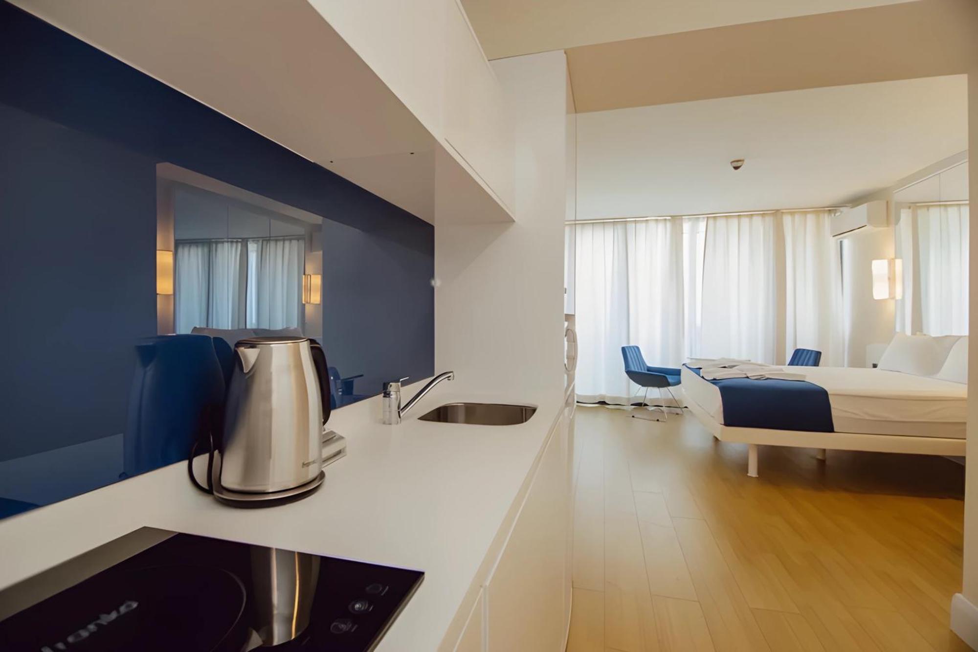 Suites Orbi City Aparthotel Batumi Exterior foto